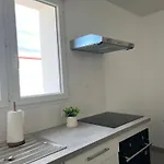 Ekr - Moderne 4 * Carbon-Blanc