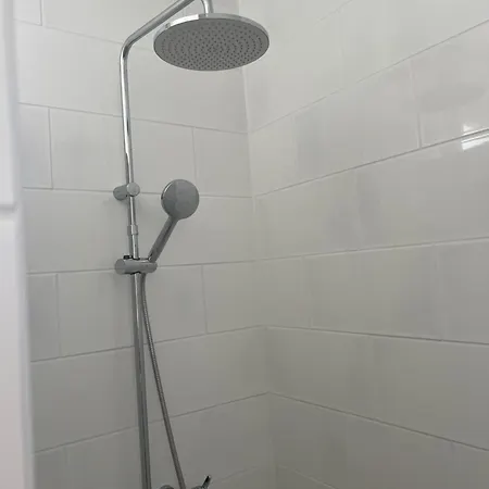 Apartment Moderne Et Spacieux 4 Carbon-Blanc