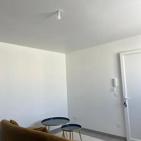 Moderne Et Spacieux 4 Carbon-Blanc
